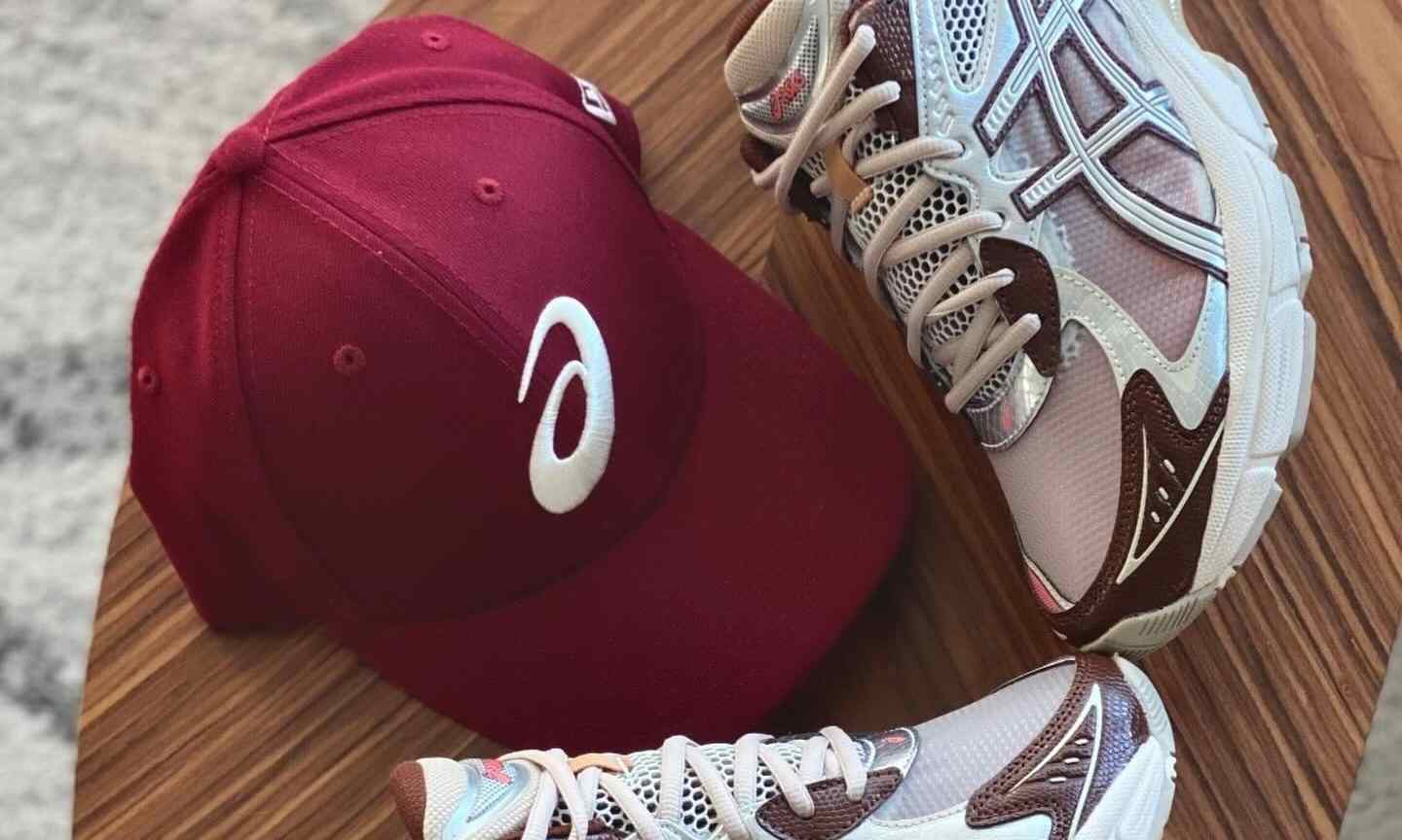 ASICS与New Era联名帽款新配色发布，经典设计融入日常穿搭 - 臻雅致裁服装网