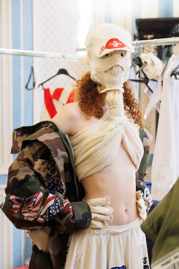 AWGE首秀解析：A$AP Rocky的时尚宣言与身份转变(图11)