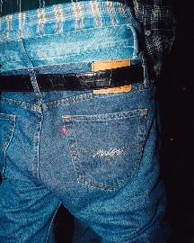 AWGE首秀解析：A$AP Rocky的时尚宣言与身份转变(图16)