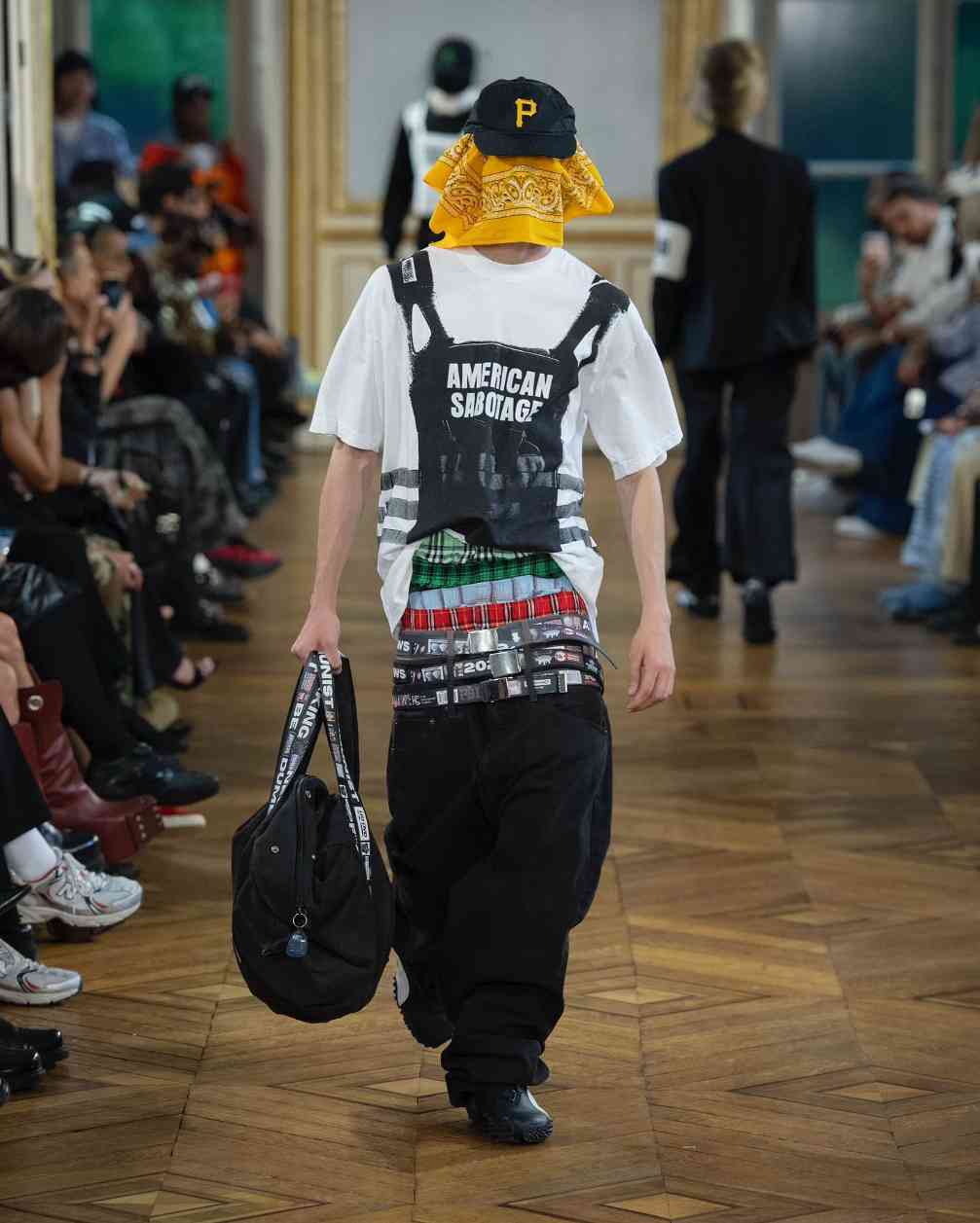 AWGE首秀解析：A$AP Rocky的时尚宣言与身份转变(图8)