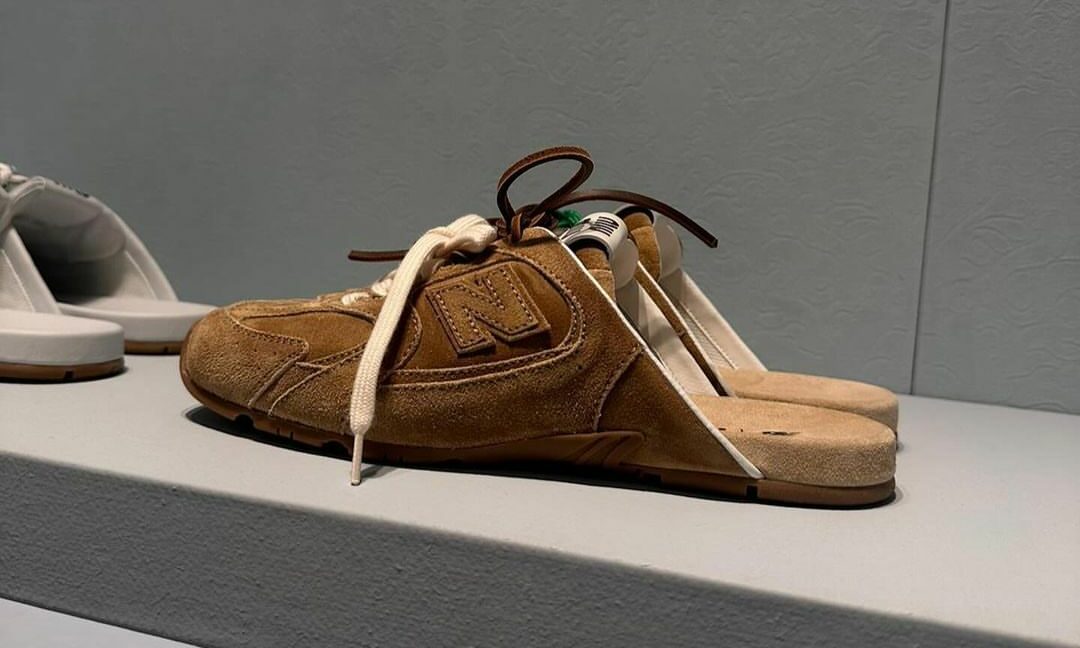 Miu Miu x New Balance 新款穆勒拖鞋释出 - 臻雅致裁服装网