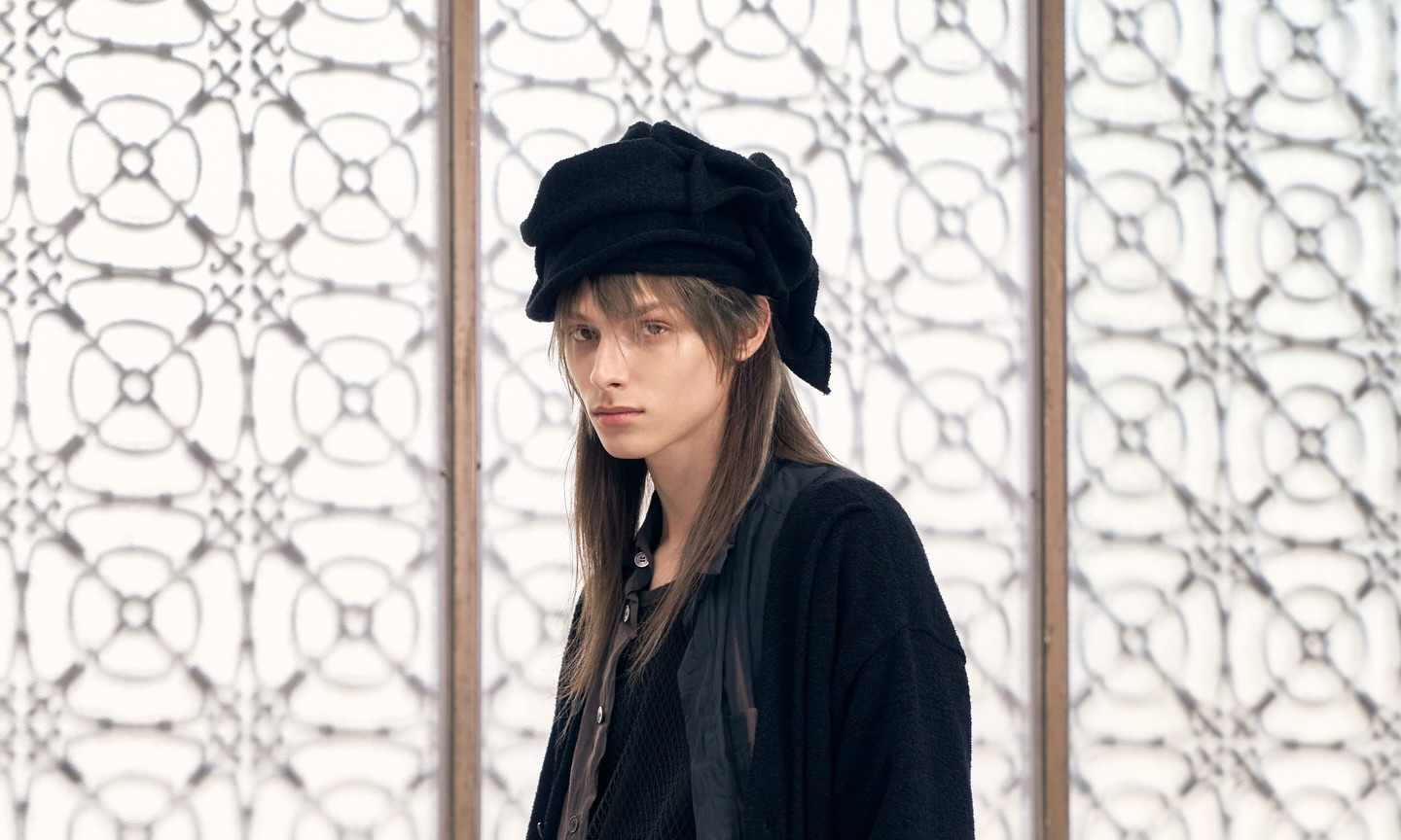 日晒工艺革新与剪裁美学探索 - 臻雅致裁服装网