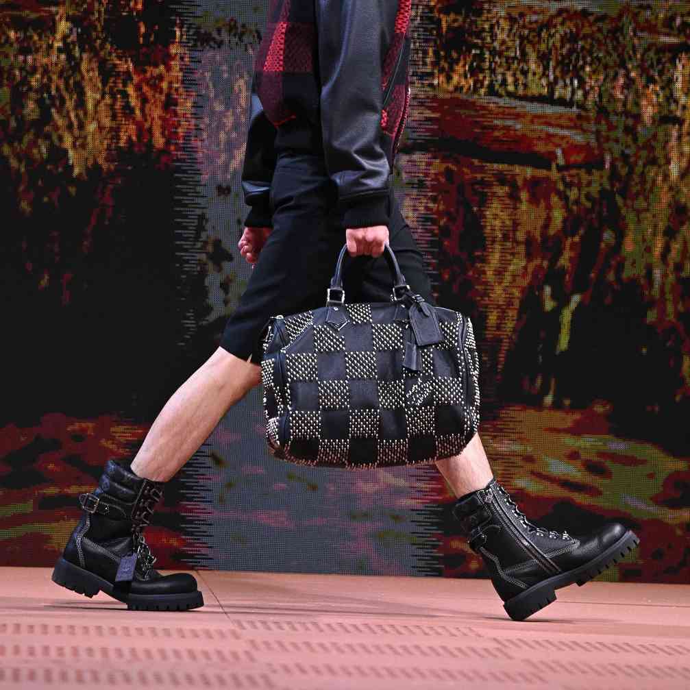 LV与Timberland联名靴款重塑工装风格，探索西部与嘻哈文化融合(图42)