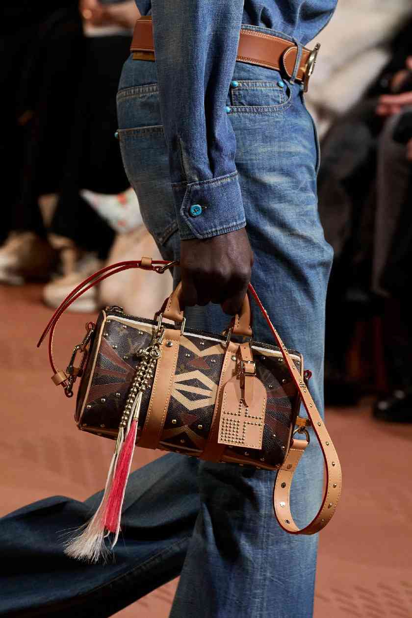 LV与Timberland联名靴款重塑工装风格，探索西部与嘻哈文化融合(图24)