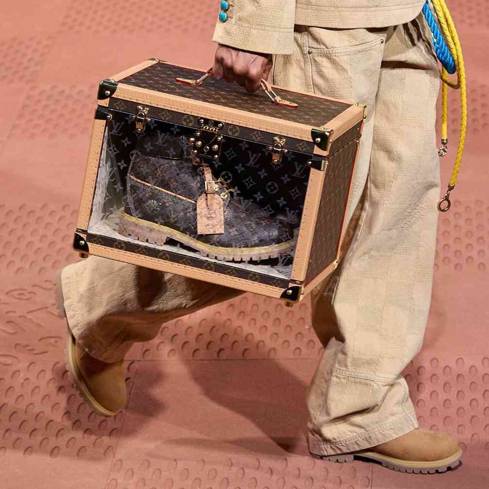 LV与Timberland联名靴款重塑工装风格，探索西部与嘻哈文化融合(图40)