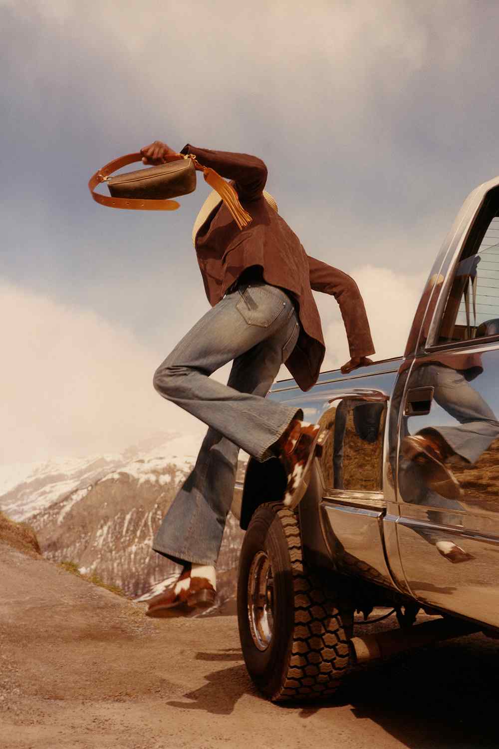 LV与Timberland联名靴款重塑工装风格，探索西部与嘻哈文化融合(图10)