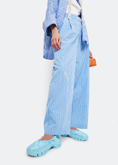 从繁复堆砌到简约融合，小众鞋履品牌的风格进化之路(图29)