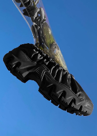 从繁复堆砌到简约融合，小众鞋履品牌的风格进化之路(图27)